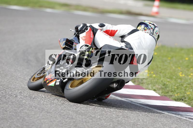 /53 16.09.2025 Track Day Domi Aegerter ADR/Gruppe rot/backside
